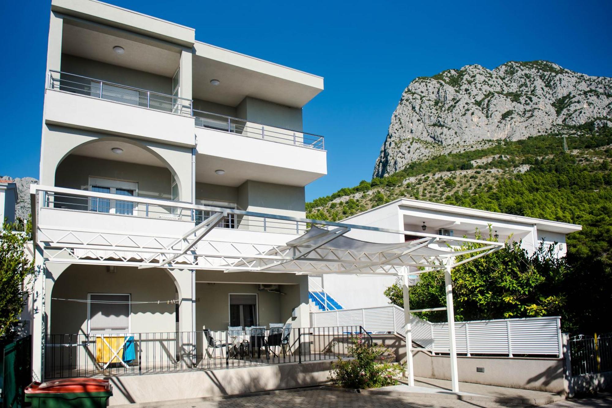 Apartments Martinovic Zaostrog Exterior photo